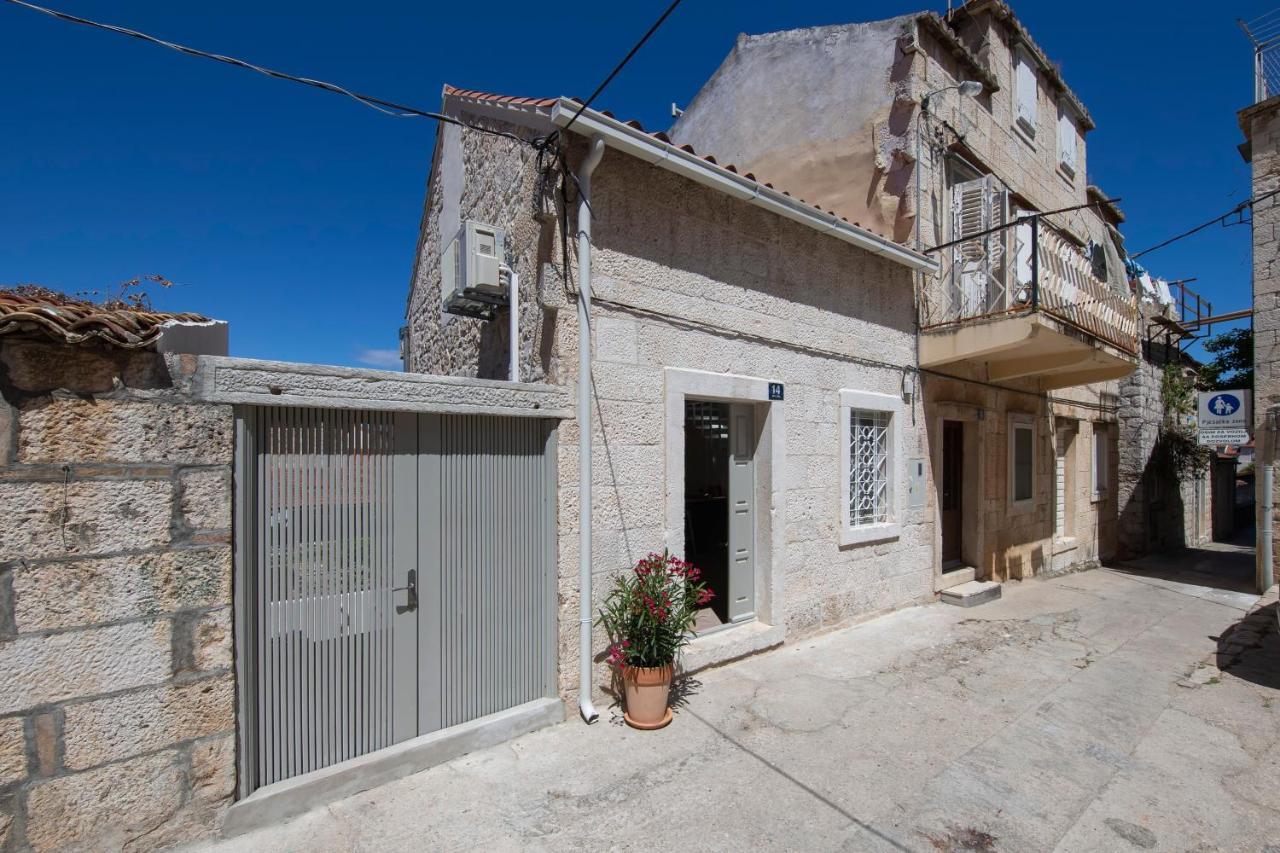 Studio Apartment Vicencina فيس المظهر الخارجي الصورة